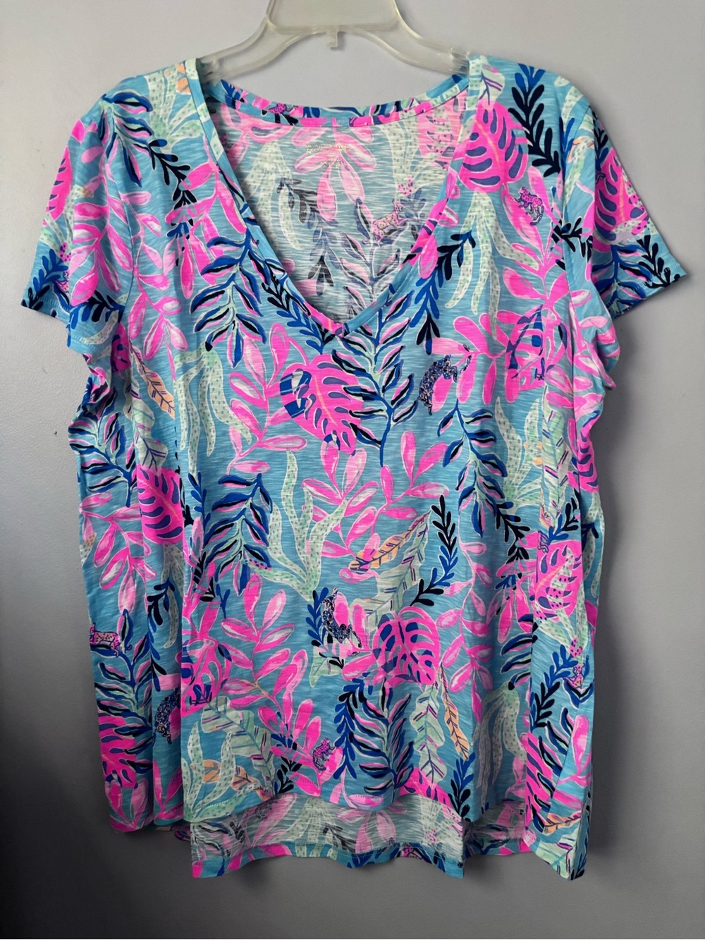 Lilly Pulitzer Light Blue V-Neck Tee with Pink & Navy Tropical Print